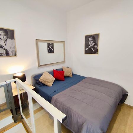 Corte Del Dattilo Nel Borgo Antico Bari Exteriör bild