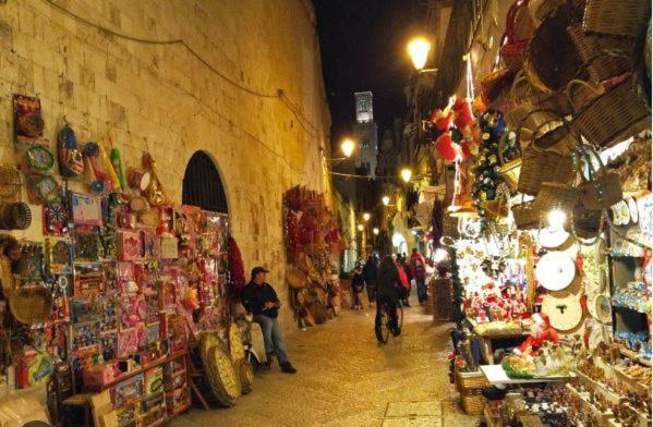 Corte Del Dattilo Nel Borgo Antico Bari Exteriör bild