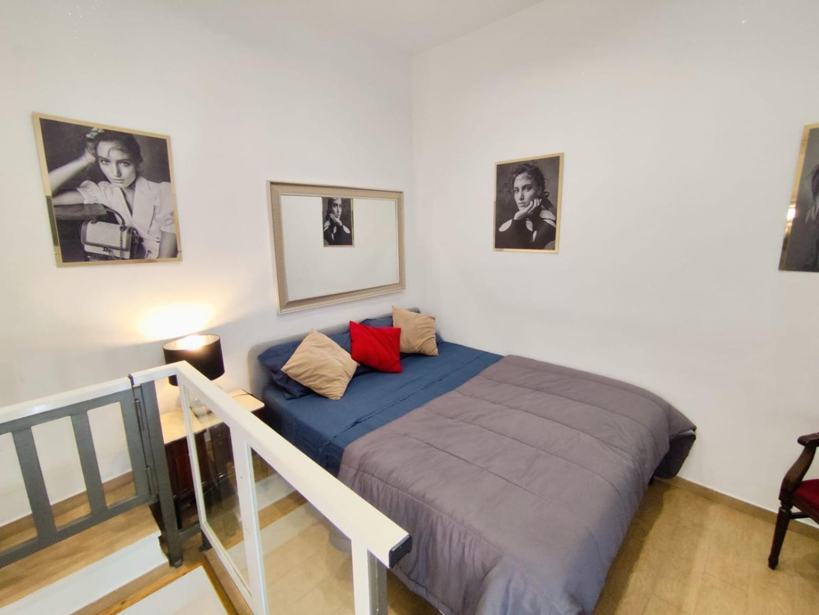Corte Del Dattilo Nel Borgo Antico Bari Exteriör bild